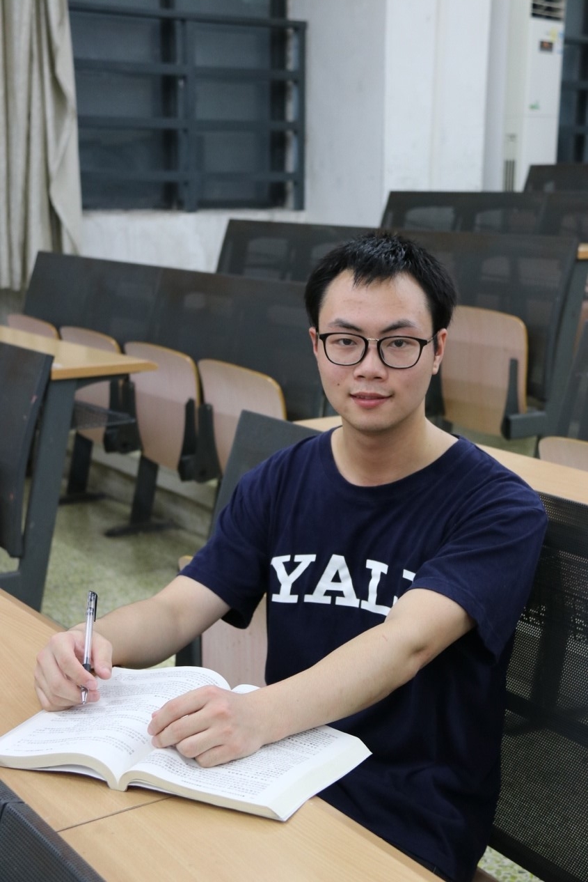 三好学生标兵,优秀学生干部及优秀研究生标兵
